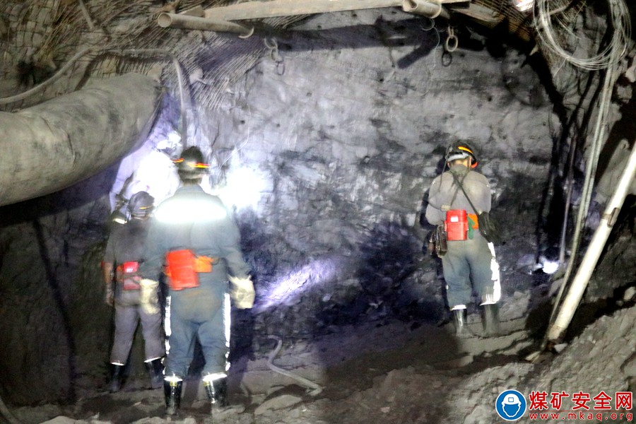 鲁班山北矿：单轨吊辅助运输赋能矿山智能化升级